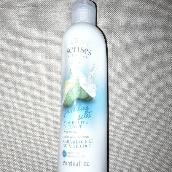 Avon | Senses Body lotion | Starfruit and coconut - Picture 1 of 2